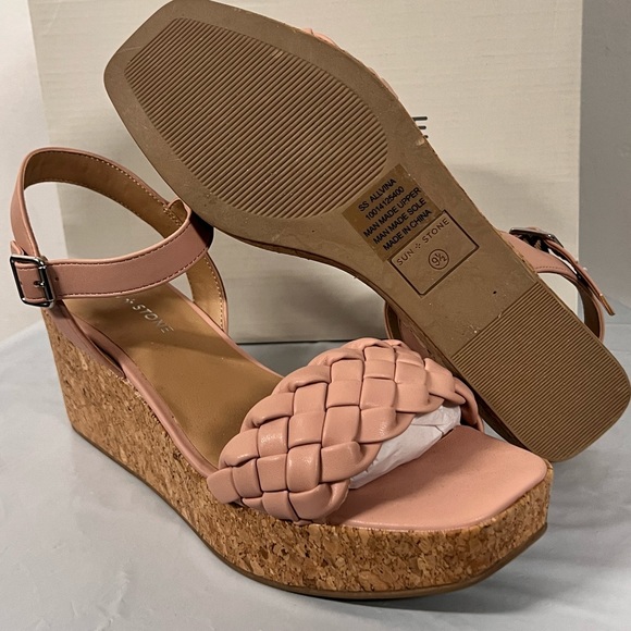 💥3/$30💥NIB - Sun + Stone Allvina Faux Leather Wedge Sandal in Blush - Size 9.5 - Picture 10 of 12